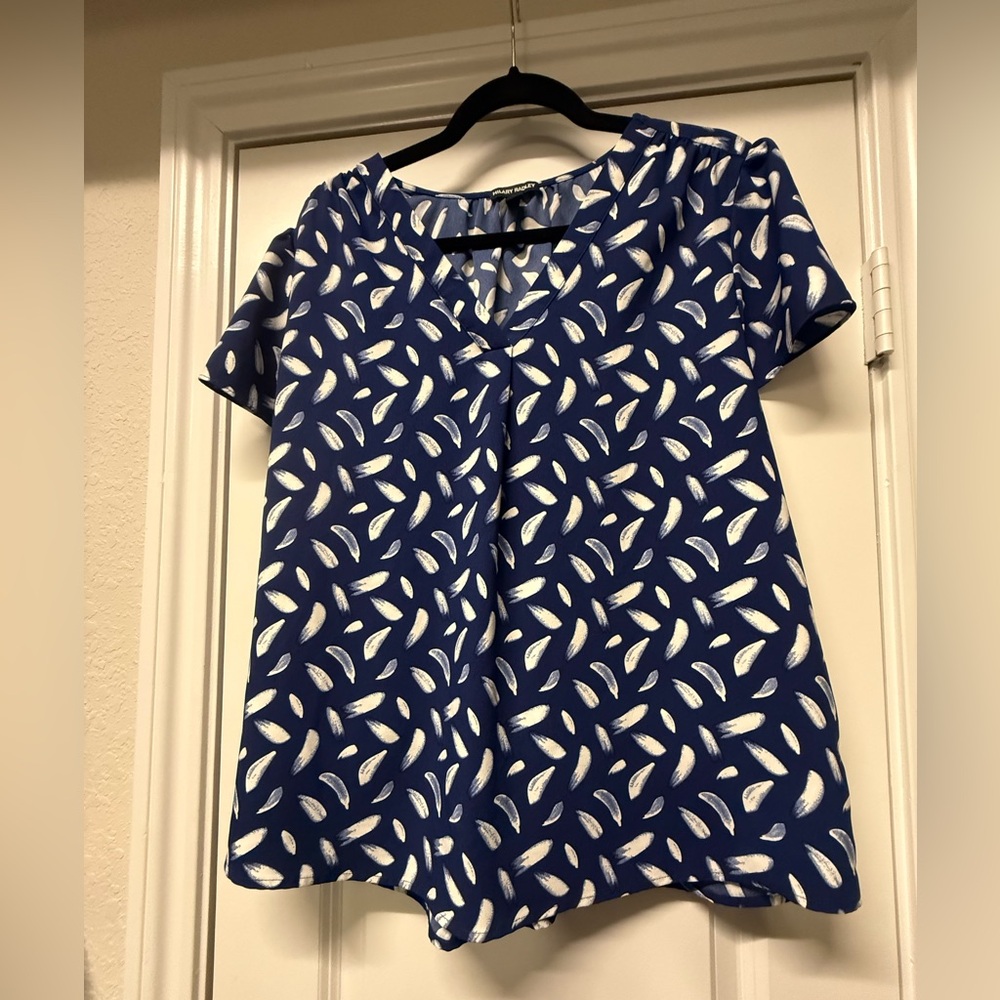 Hilary Radley Blue Printed Blouse Size XL | Lightweight V-Neck Top